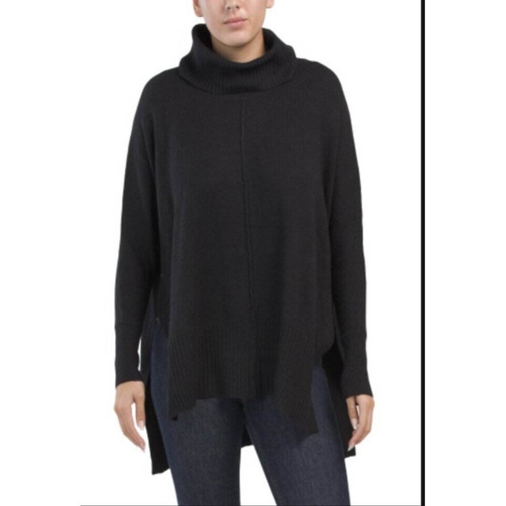 NWT‎ Jessica Simpson Oversize Sweater Size Medium Soft Cozy Black